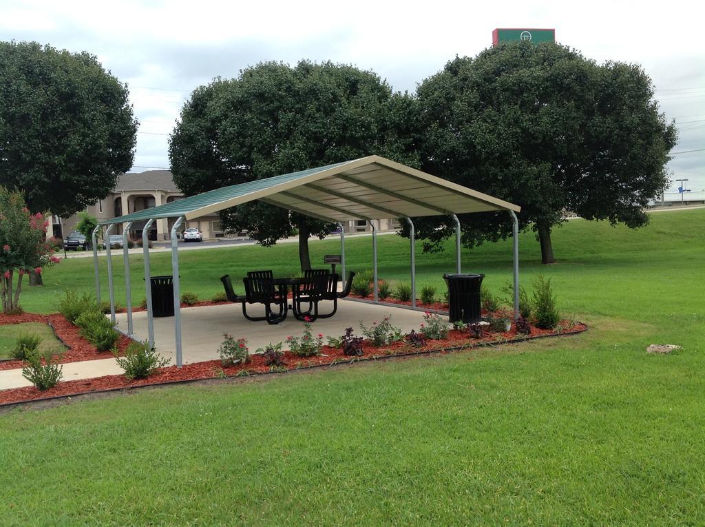 Hallmarc Inn & Suites Of West Memphis Esterno foto